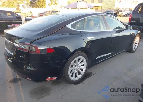 2018 Tesla Model S 100D/75D/P100D из США, поврежденный, VIN 5YJSA1E2XJF247860
